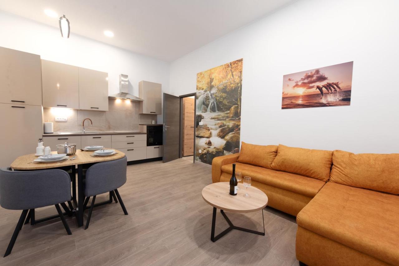 Apartman Cezar Leilighet Rijeka Eksteriør bilde